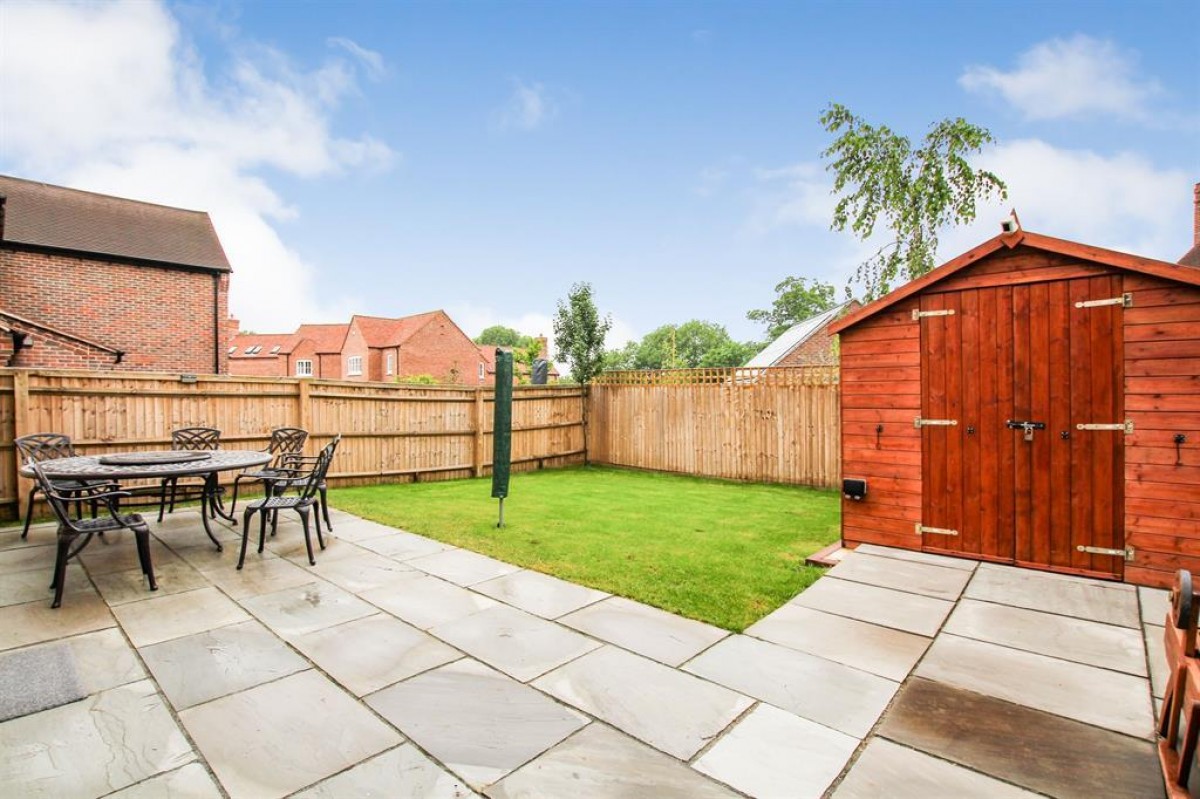 Old Mill Place, Aston Clinton, Aylesbury
