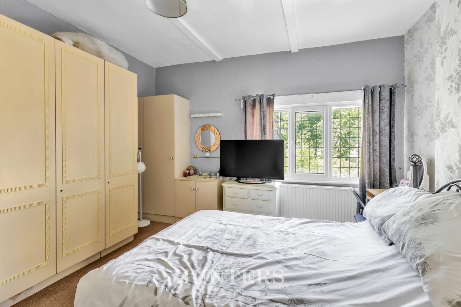 Rochdale Road, Middleton M24