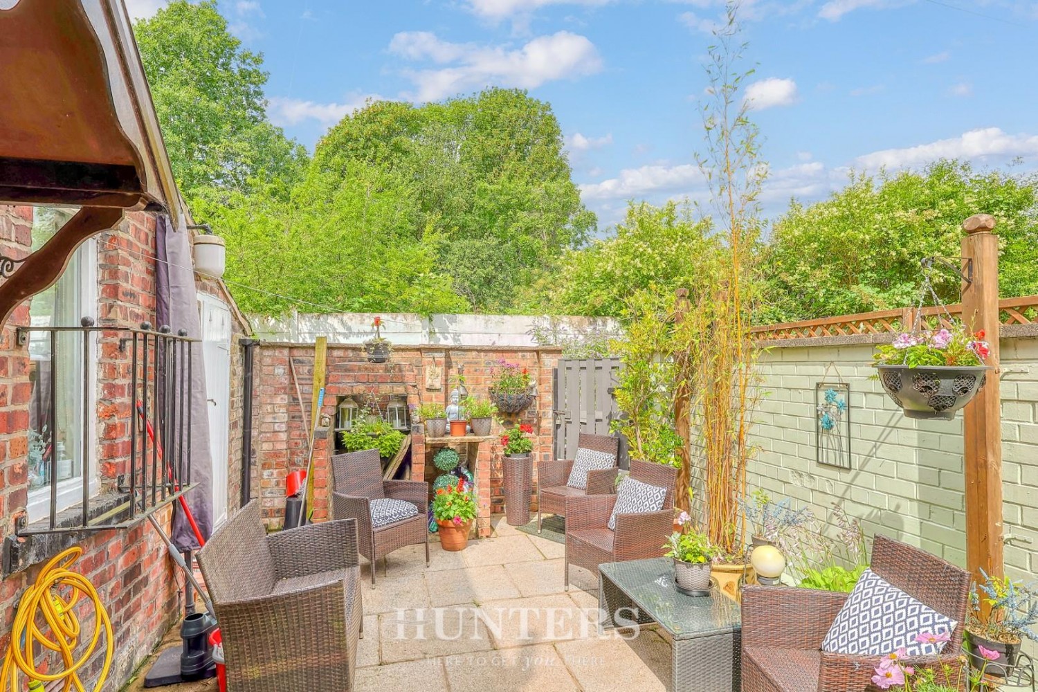 Rochdale Road, Middleton M24