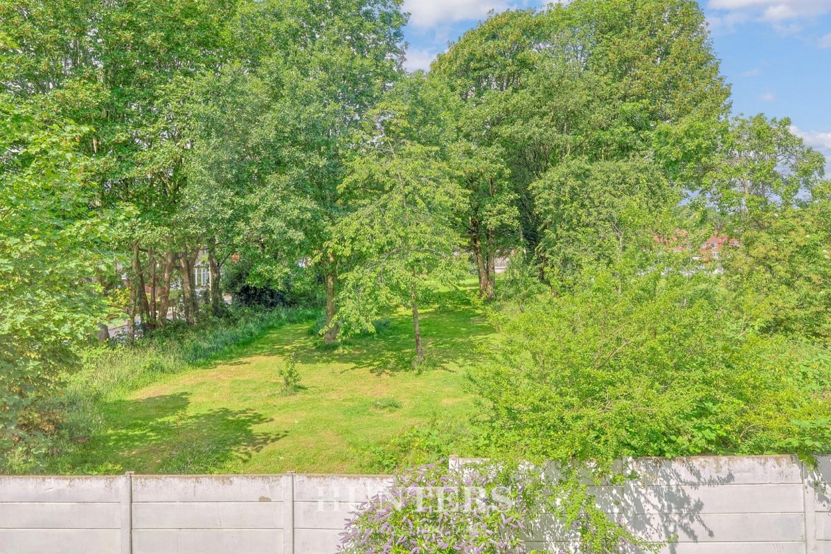 Rochdale Road, Middleton M24