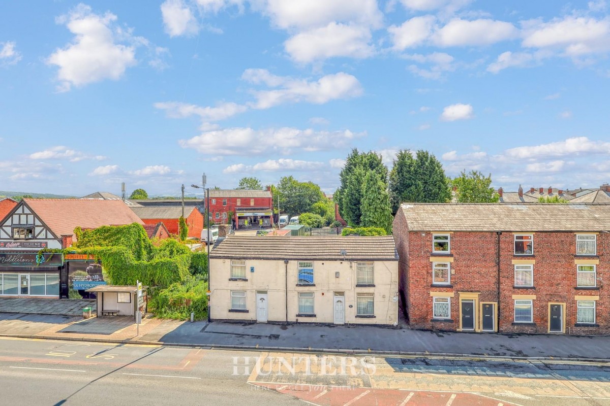 Rochdale Road, Middleton M24