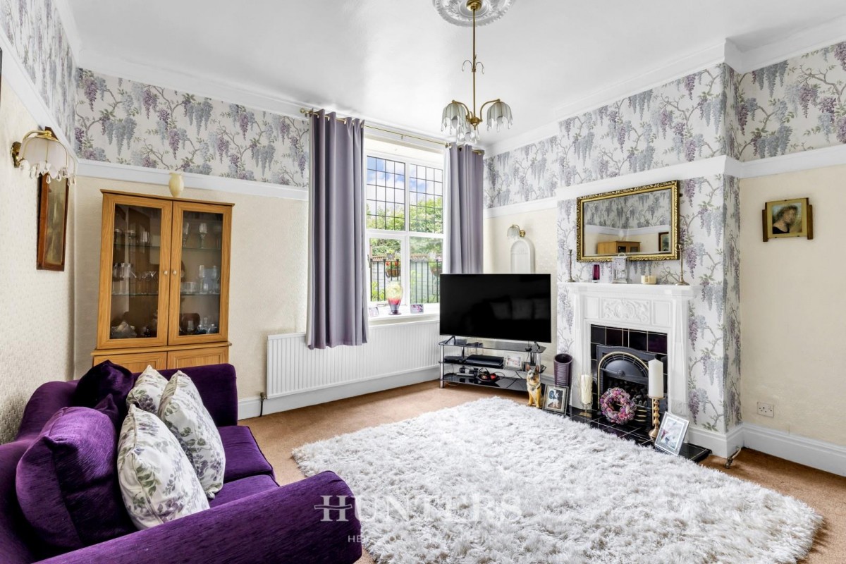 Rochdale Road, Middleton M24