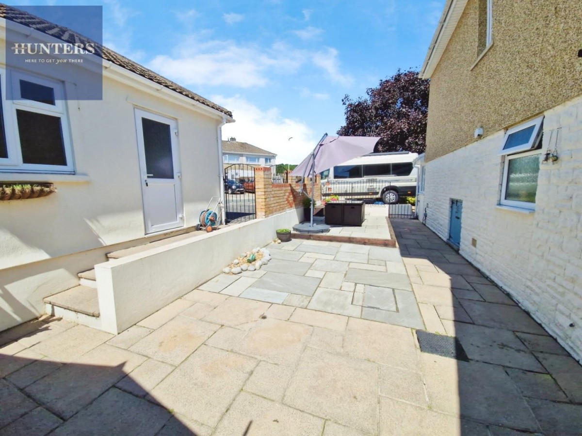 Glenwood Close, Coychurch, Bridgend