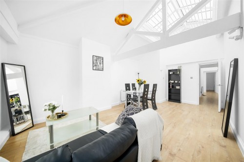 Sylvester Path, Hackney Central, E8