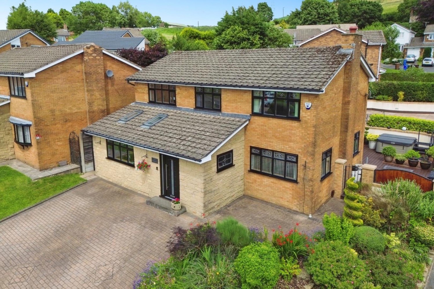 Oakcroft, Stalybridge, Cheshire, SK15 2UQ