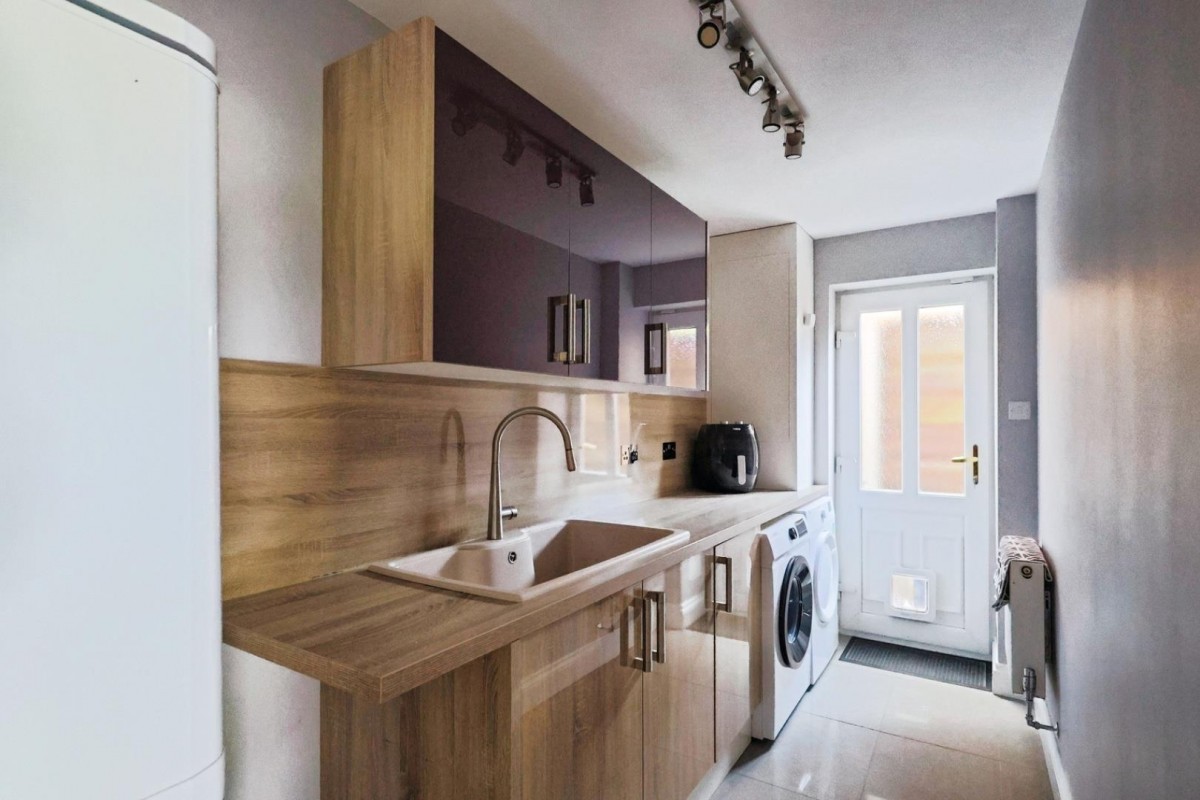 Oakcroft, Stalybridge, Cheshire, SK15 2UQ