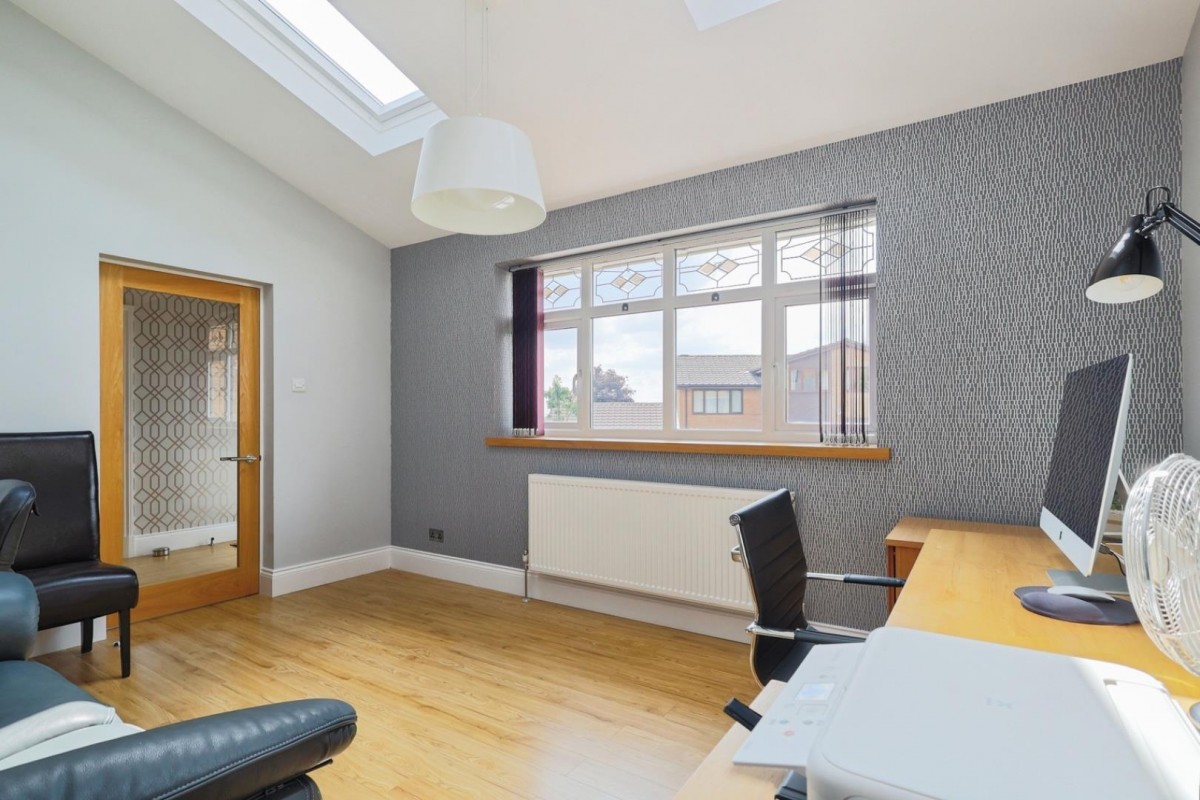 Oakcroft, Stalybridge, Cheshire, SK15 2UQ