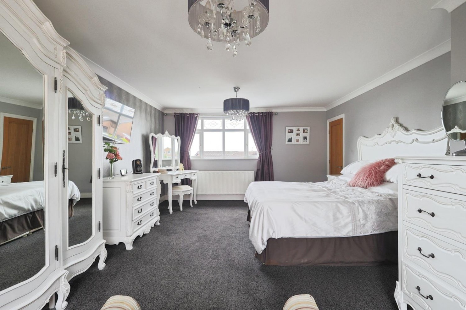 Oakcroft, Stalybridge, Cheshire, SK15 2UQ