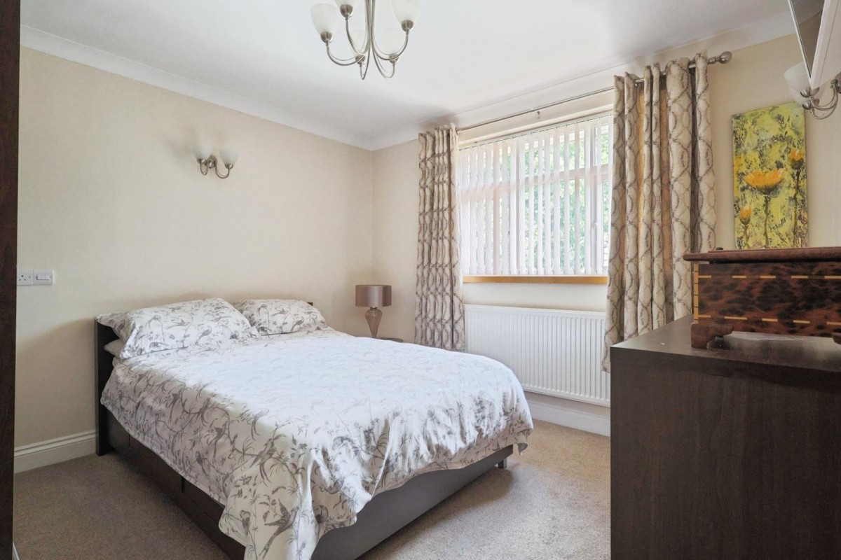 Oakcroft, Stalybridge, Cheshire, SK15 2UQ