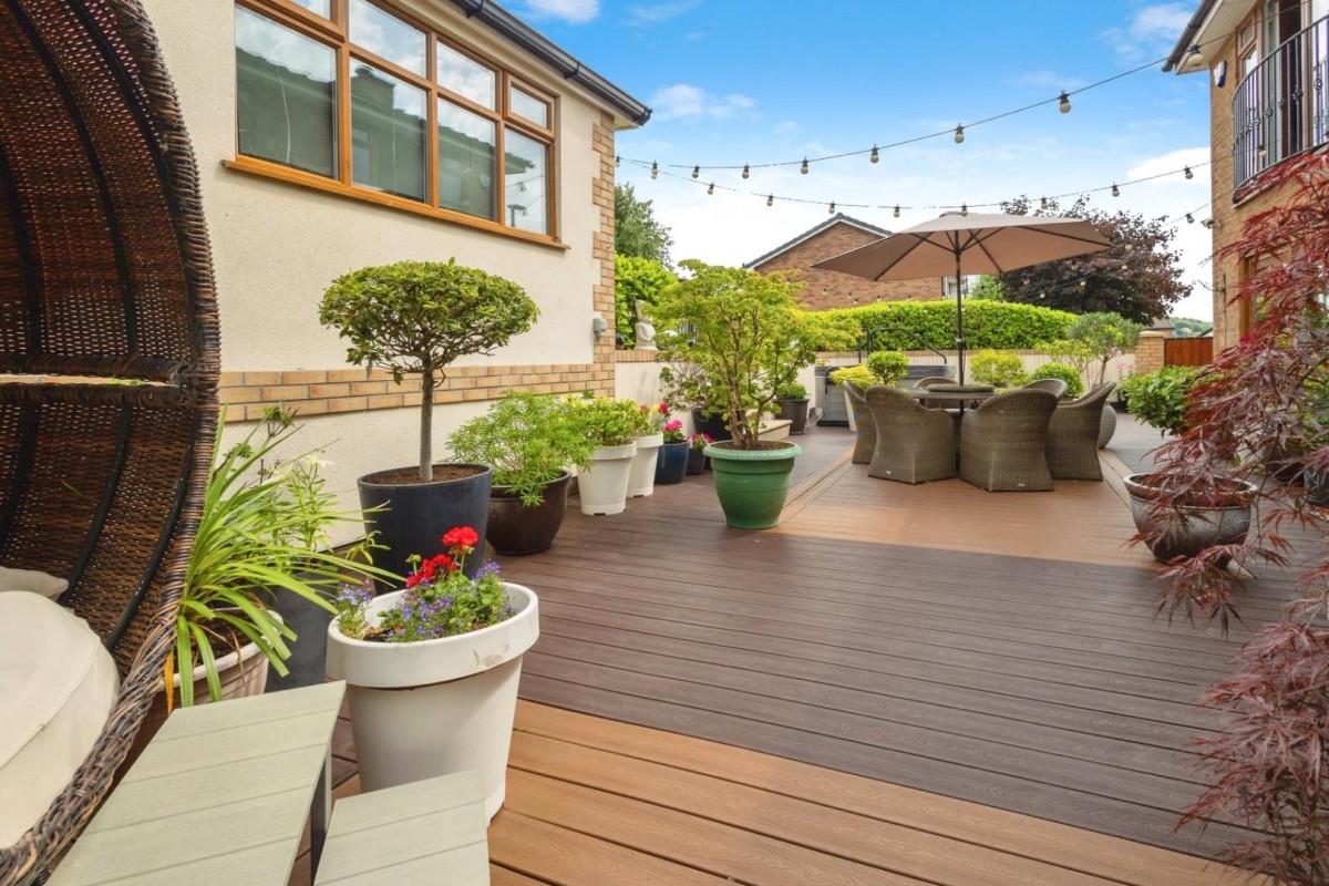 Oakcroft, Stalybridge, Cheshire, SK15 2UQ