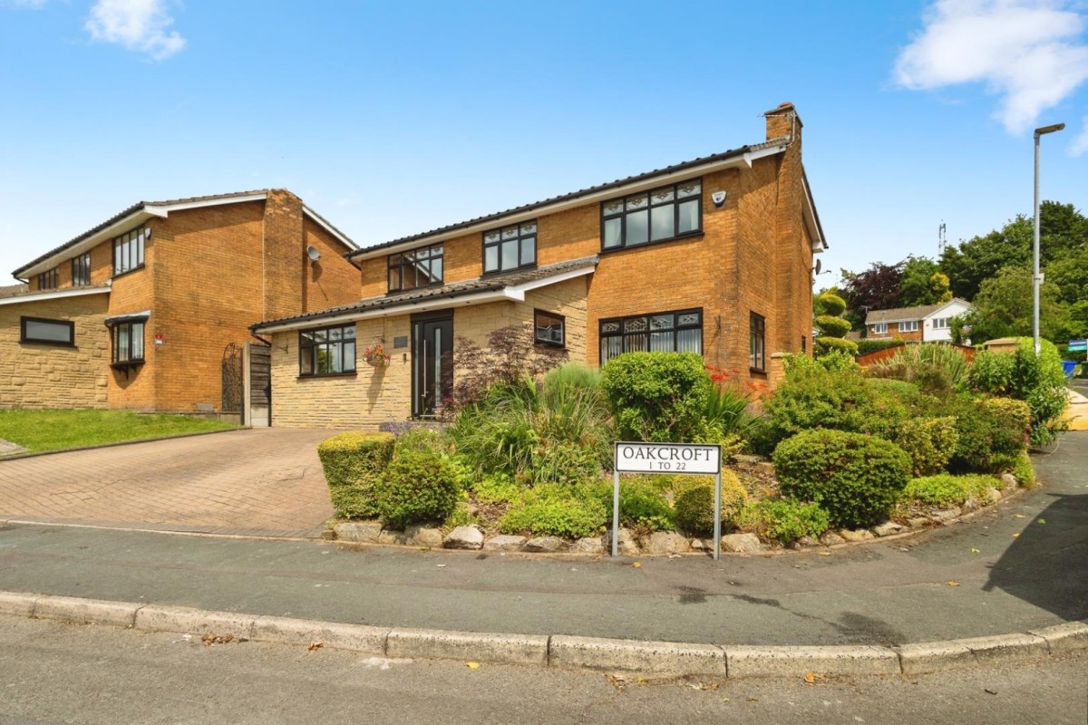 Oakcroft, Stalybridge, Cheshire, SK15 2UQ