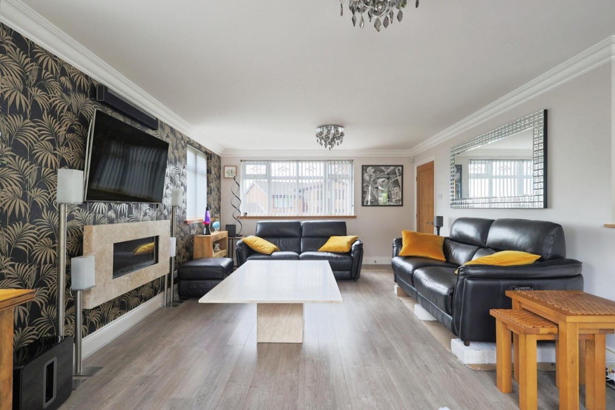 Oakcroft, Stalybridge, Cheshire, SK15 2UQ