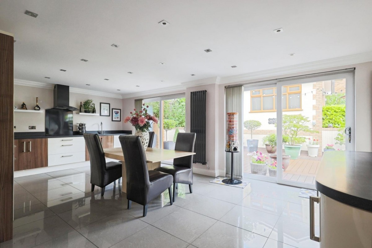 Oakcroft, Stalybridge, Cheshire, SK15 2UQ