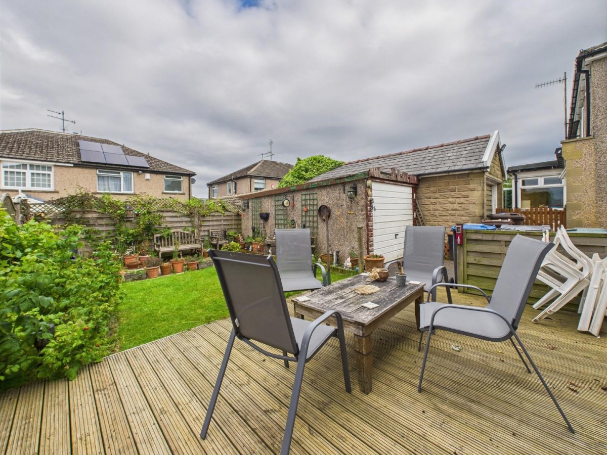 Woodside Crescent, Bingley
