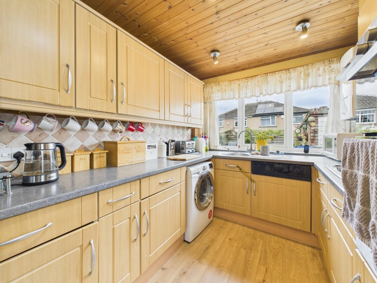 Woodside Crescent, Bingley