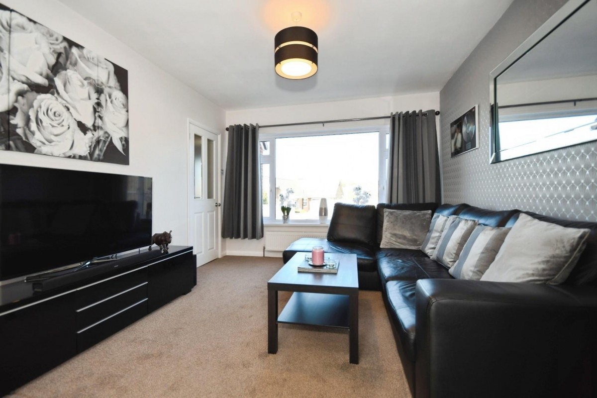 Avondale Road, Inkersall, Chesterfield, S43 3EQ