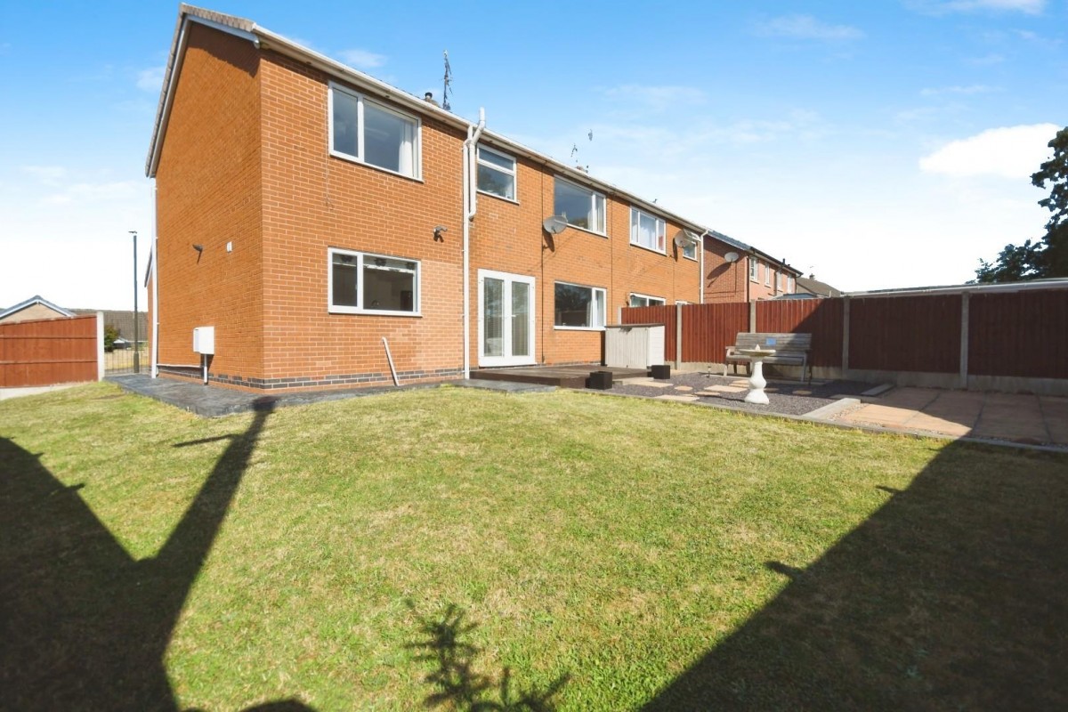 Avondale Road, Inkersall, Chesterfield, S43 3EQ