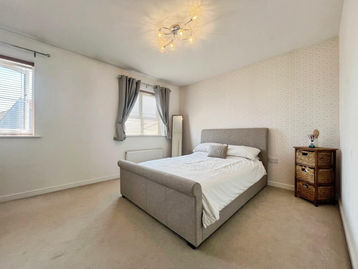 Rene Mac Kisray Place, Repton Park