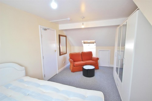 Ashgrove Road, Ilford, IG3 9XF
