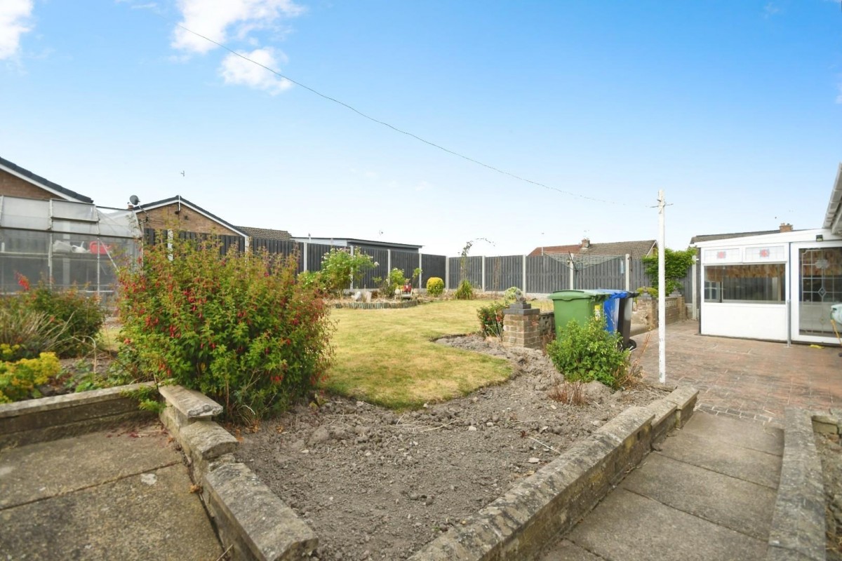 Ravensdale Close, Inkersall, Chesterfield, S43 3ES