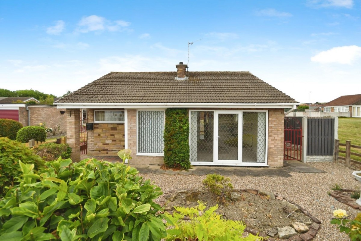 Ravensdale Close, Inkersall, Chesterfield, S43 3ES