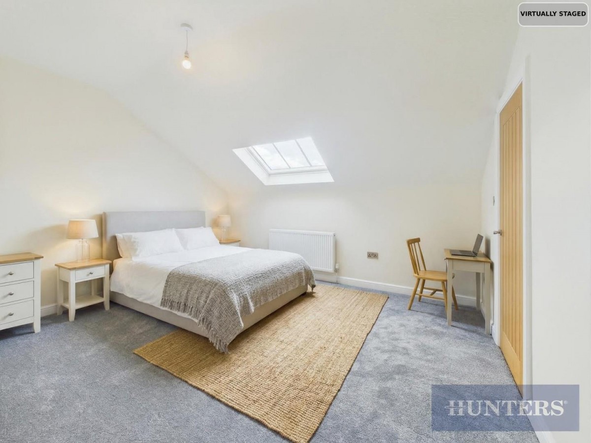 Manor Barn, Foxholes