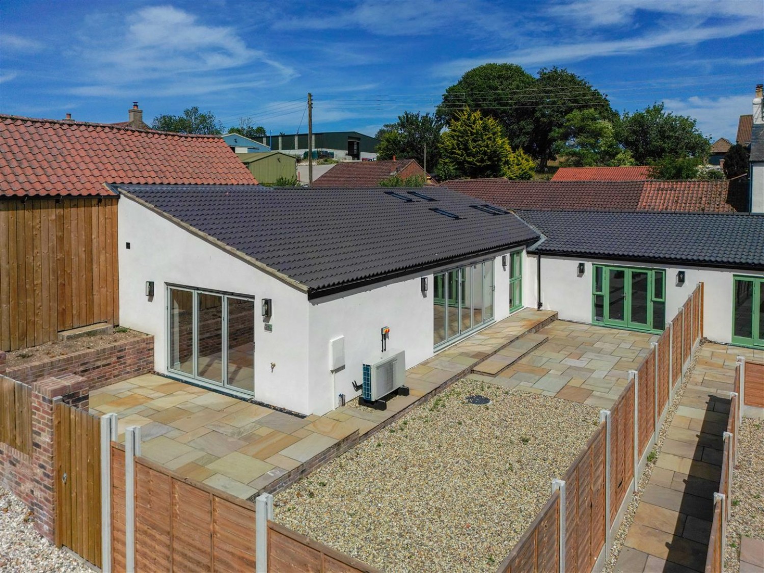 Ganton Road, Foxholes