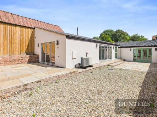 Ganton Road, Foxholes