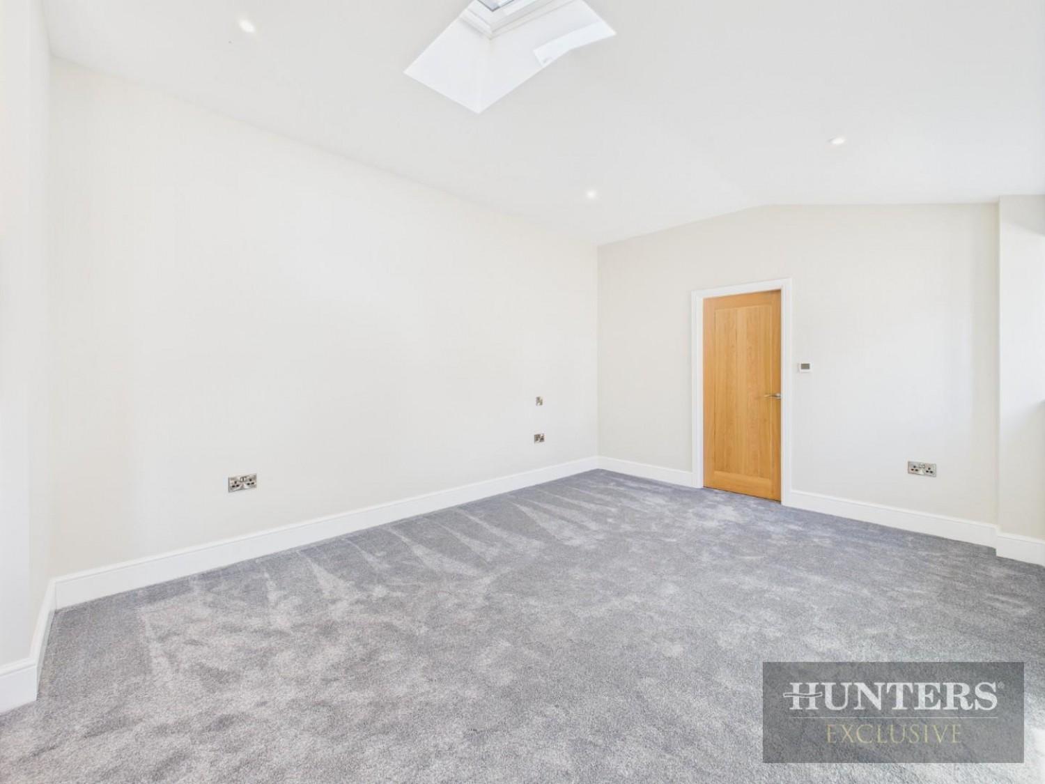 Ganton Road, Foxholes