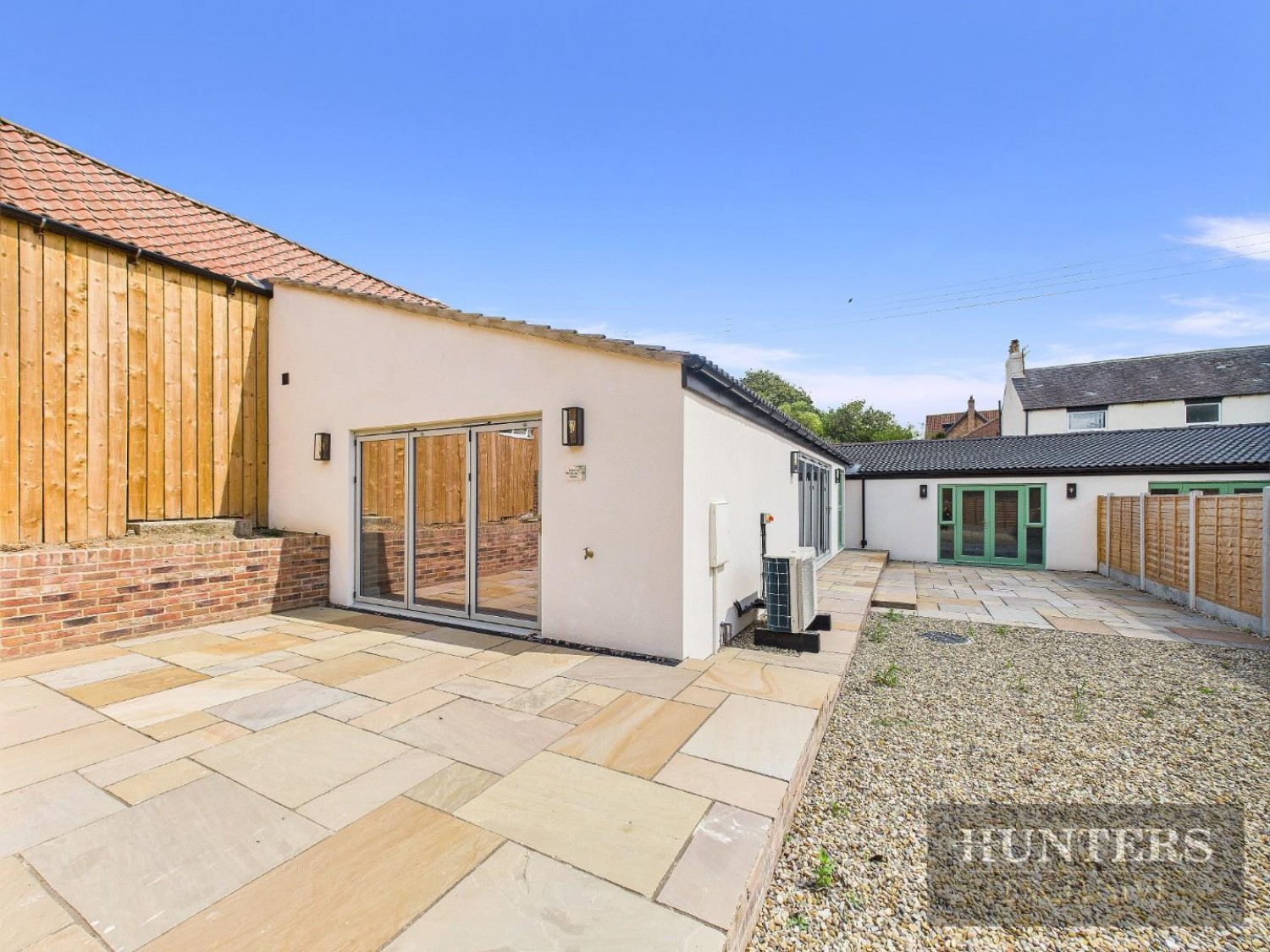 Ganton Road, Foxholes