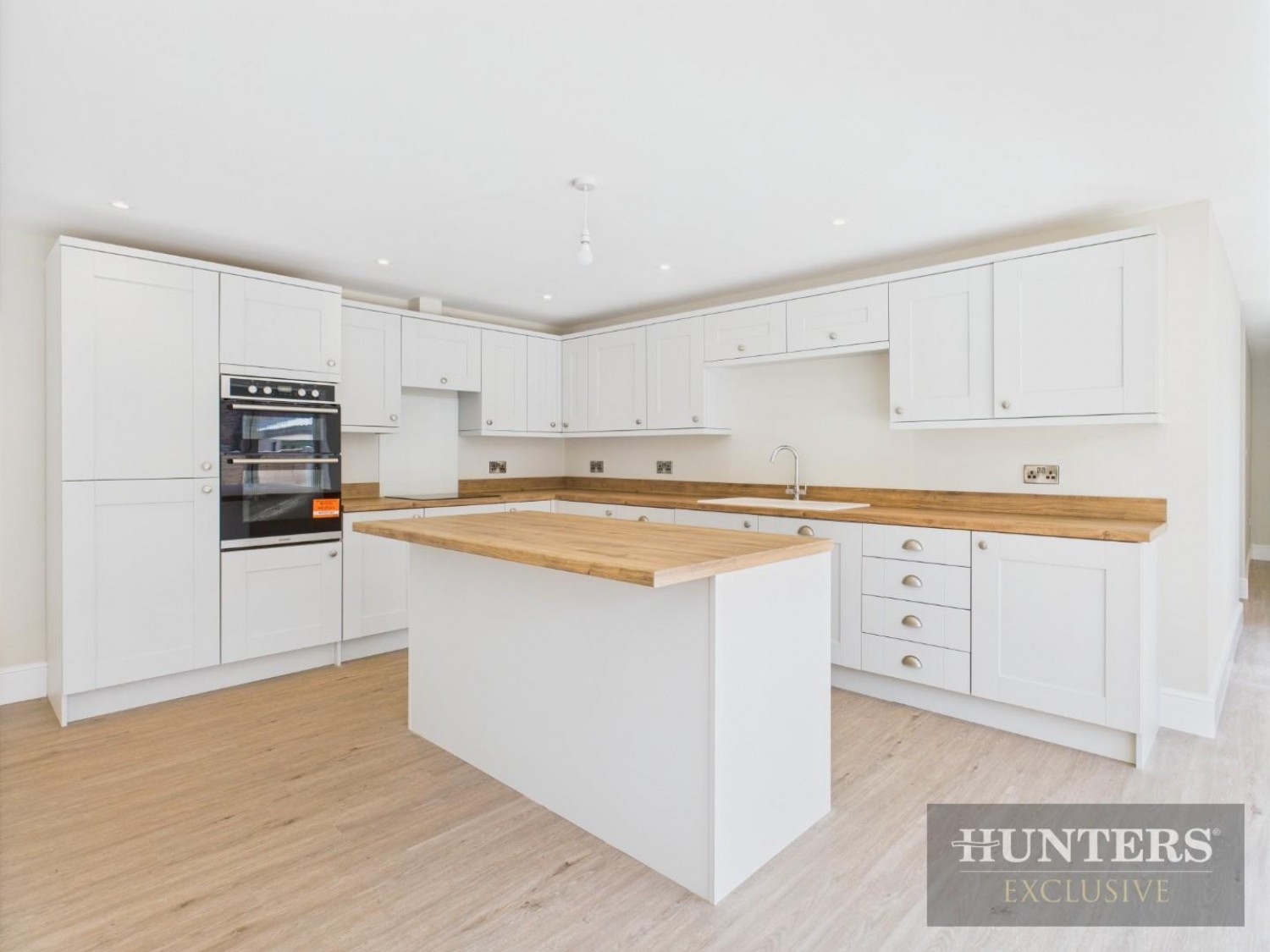 Ganton Road, Foxholes