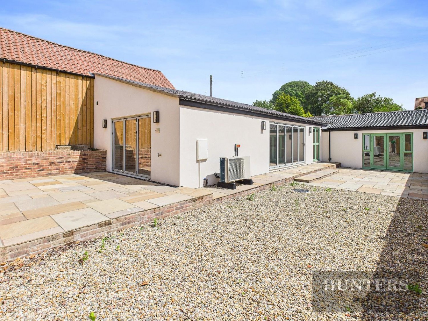 Ganton Road, Foxholes