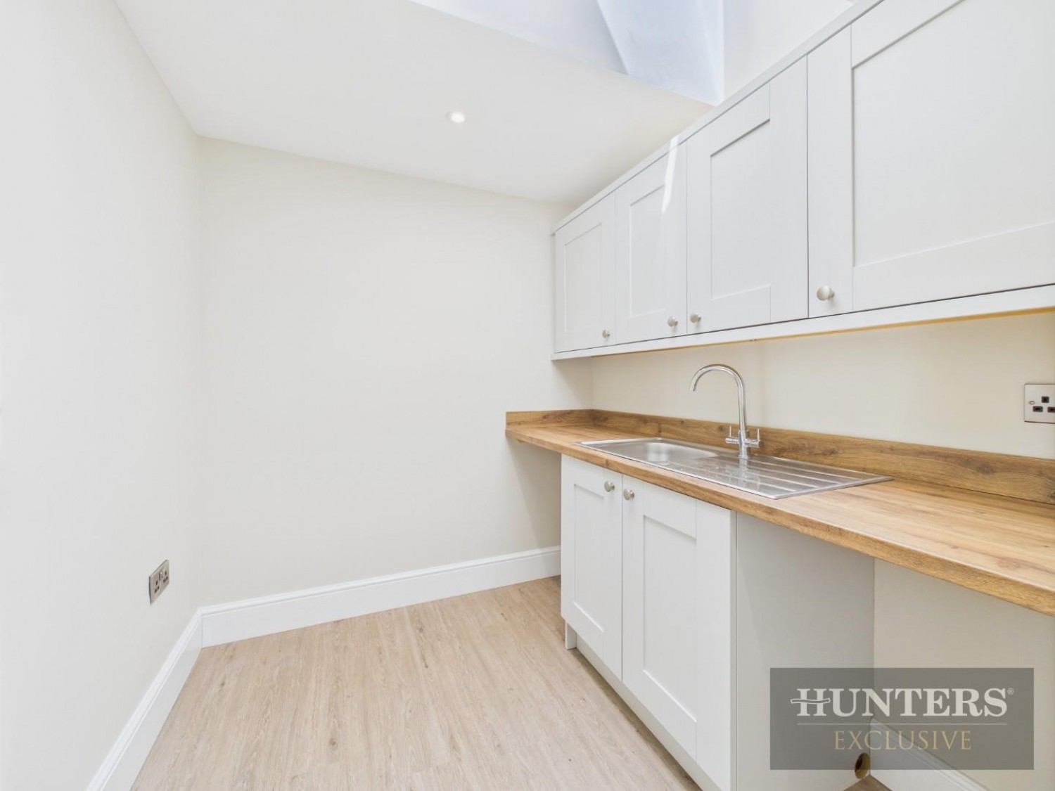 Ganton Road, Foxholes