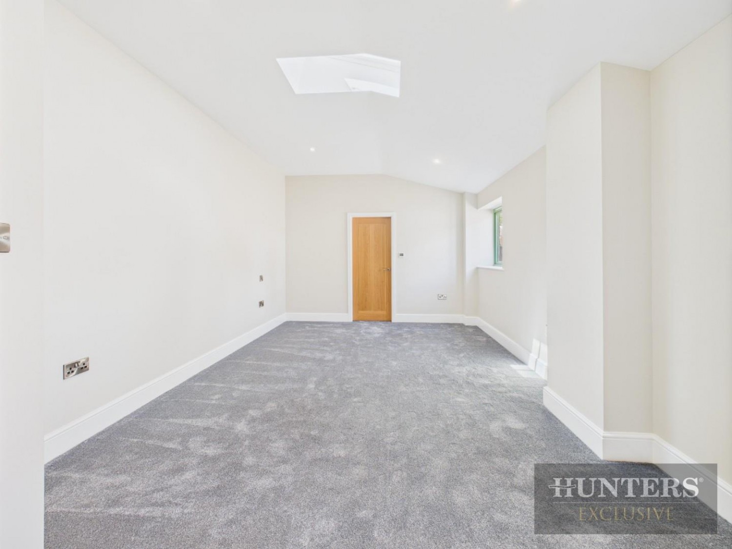 Ganton Road, Foxholes