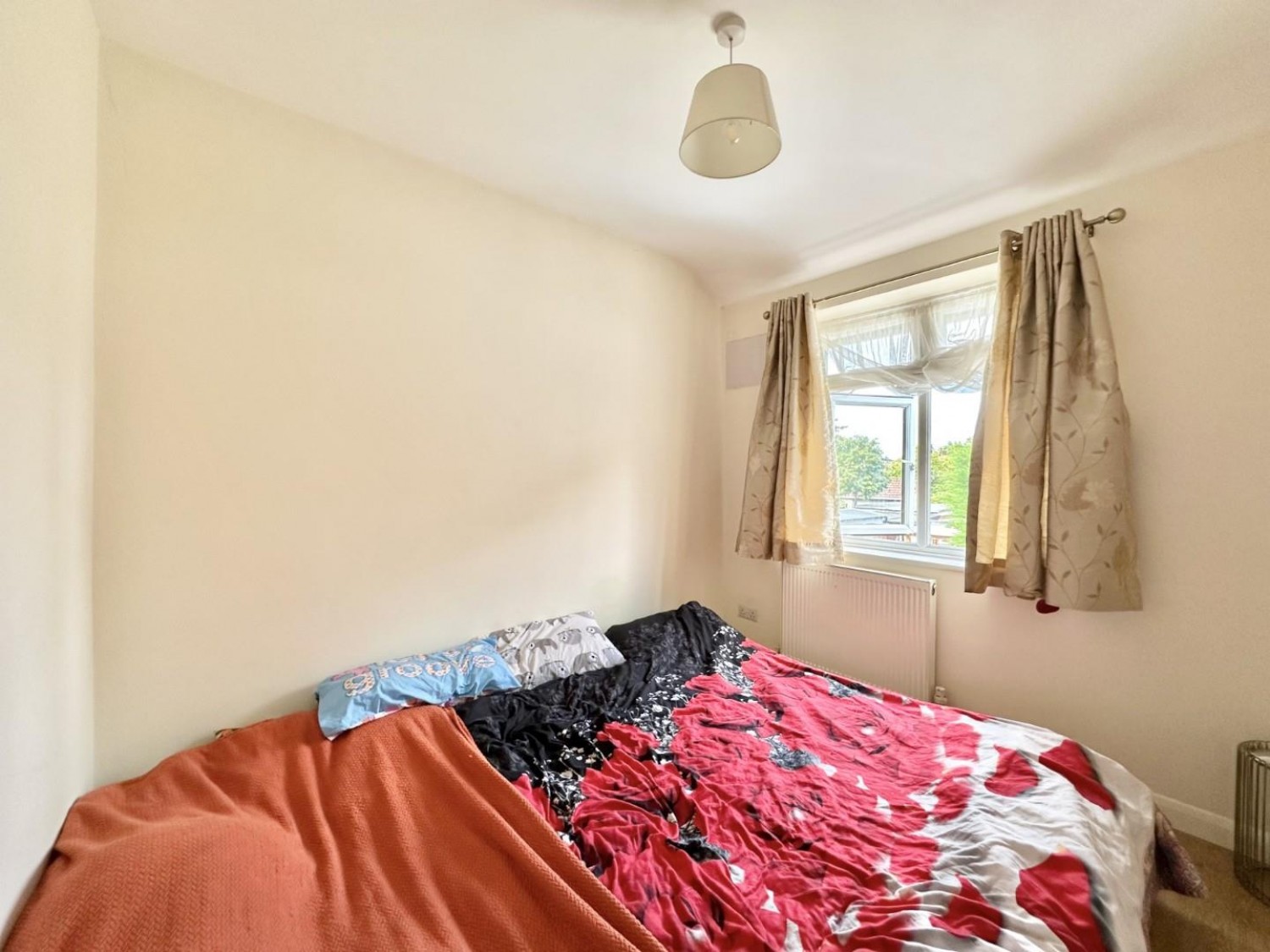 Lansbury Drive, Hayes, Middlesex, UB4 8RP