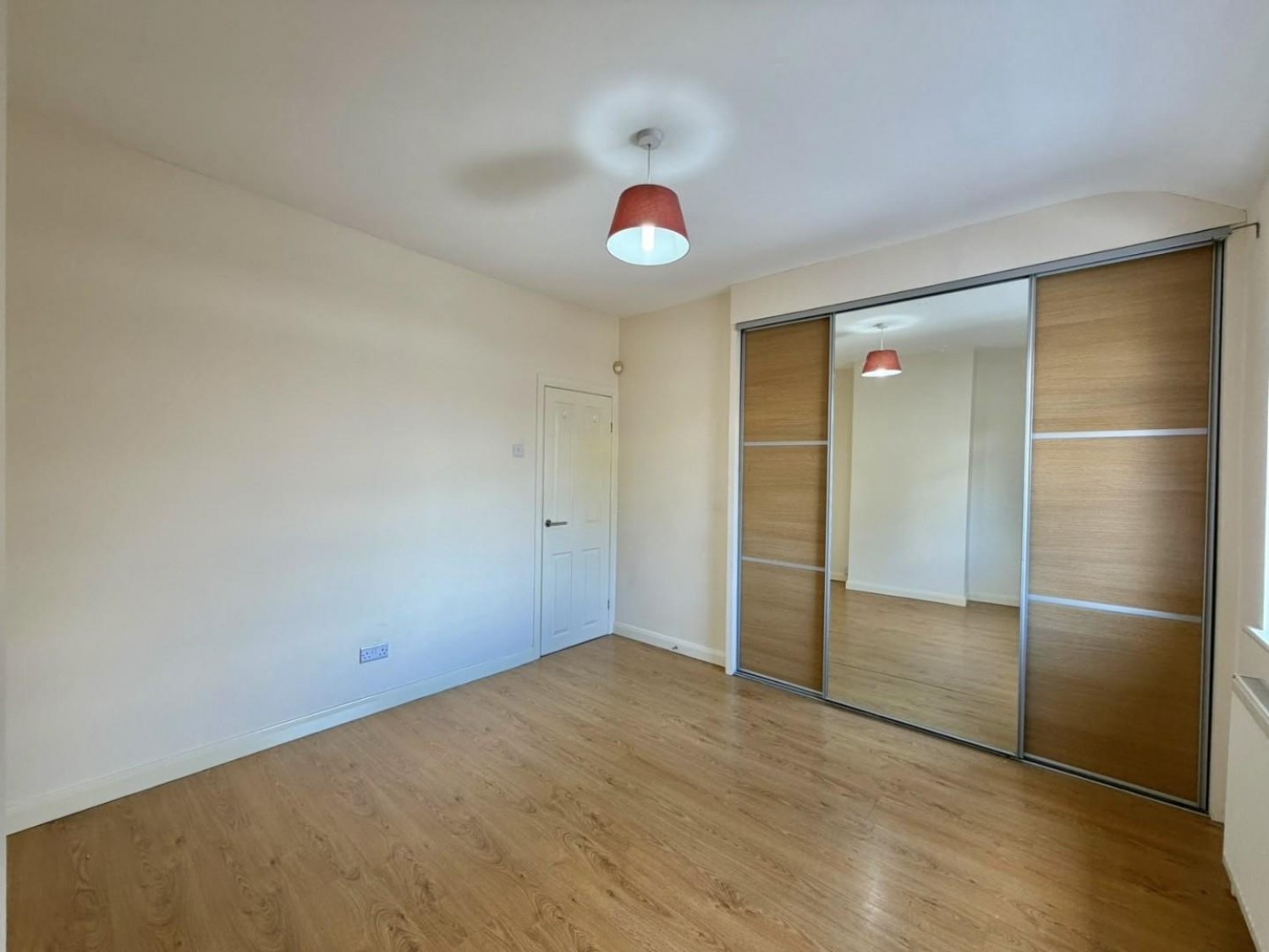 2 bedroom House for sale in Lansbury Drive, Hayes, Middlesex, UB4 8RP