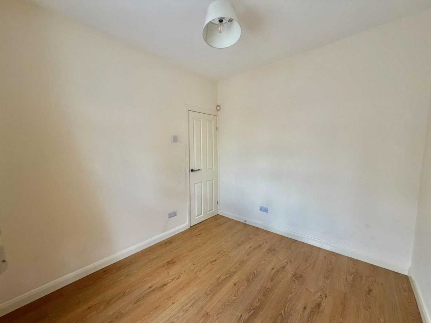 2 bedroom House for sale in Lansbury Drive, Hayes, Middlesex, UB4 8RP