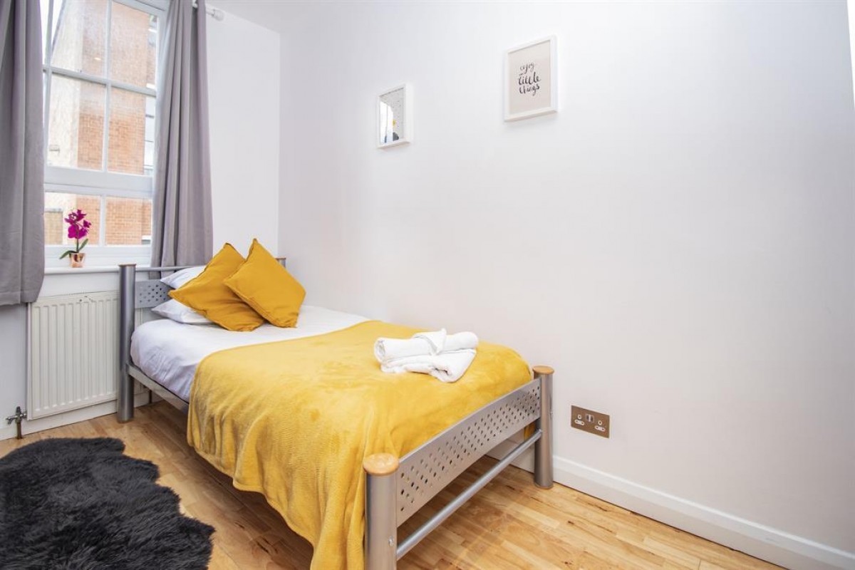 Luke Street, Shoreditch, EC2A