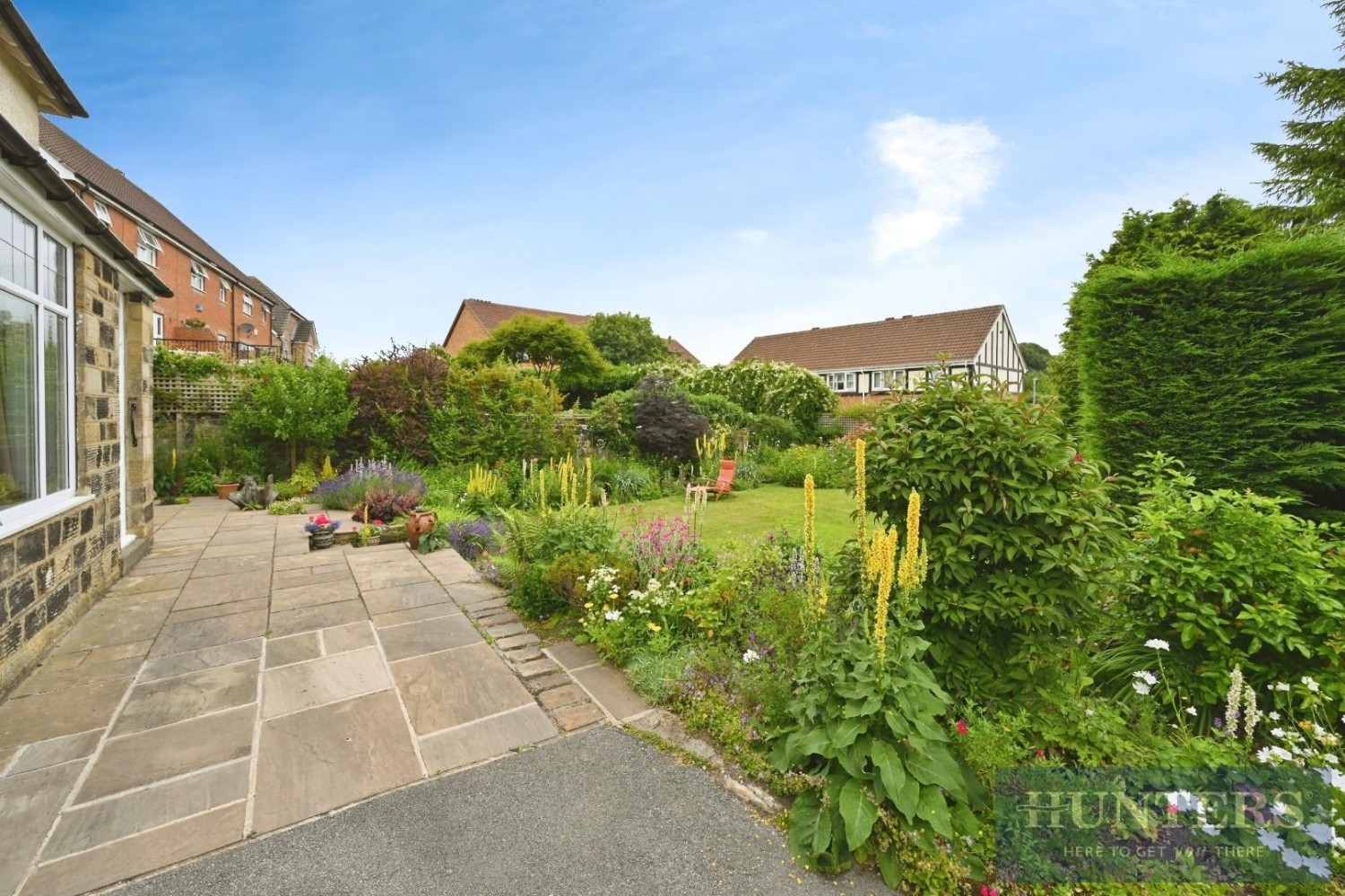 Larkfield Road, Rawdon, Leeds