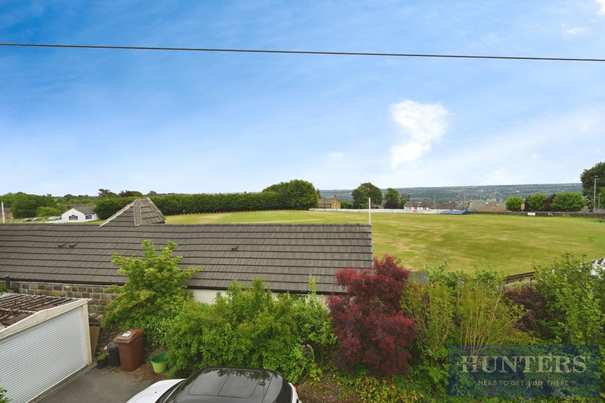 Larkfield Road, Rawdon, Leeds