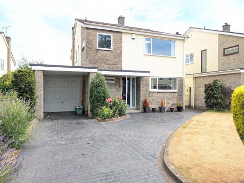 Paddock Gardens, Alveston, Bristol