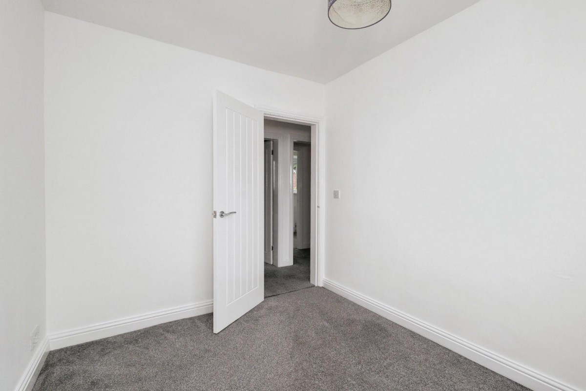 Mottram Old Road, Stalybridge, Cheshire , SK15 2SZ