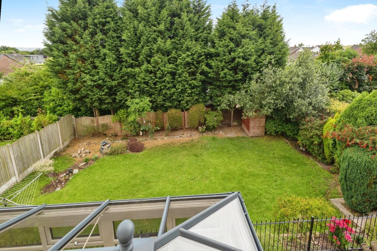 Mottram Old Road, Stalybridge, Cheshire , SK15 2SZ