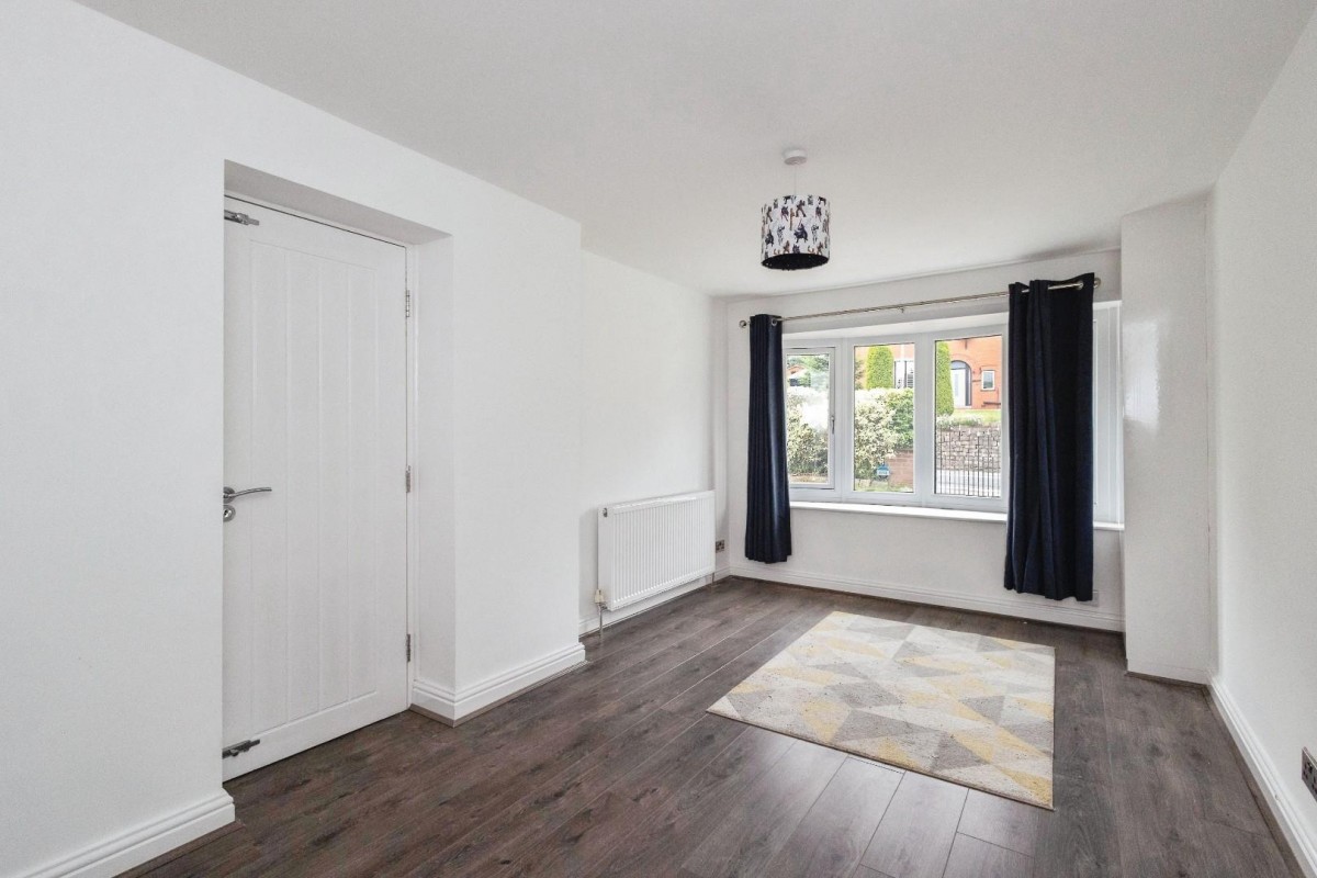 Mottram Old Road, Stalybridge, Cheshire , SK15 2SZ