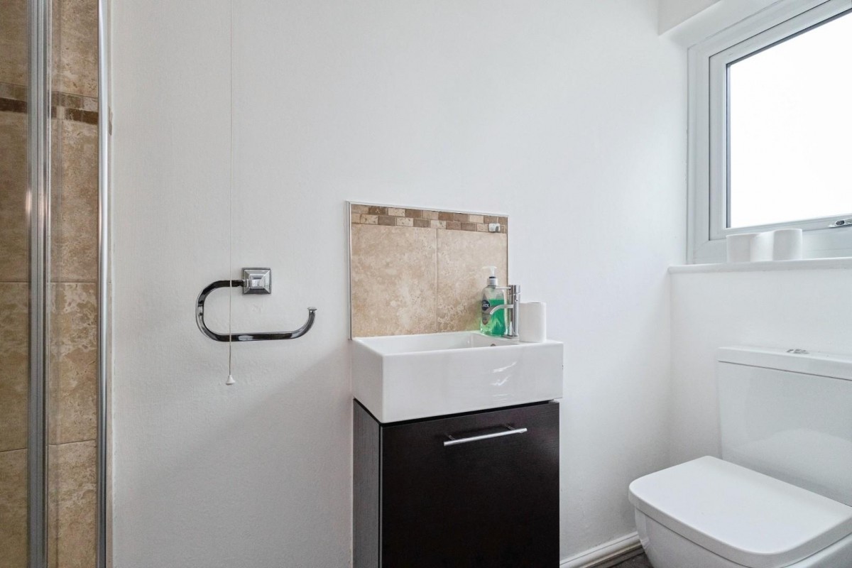 Mottram Old Road, Stalybridge, Cheshire , SK15 2SZ