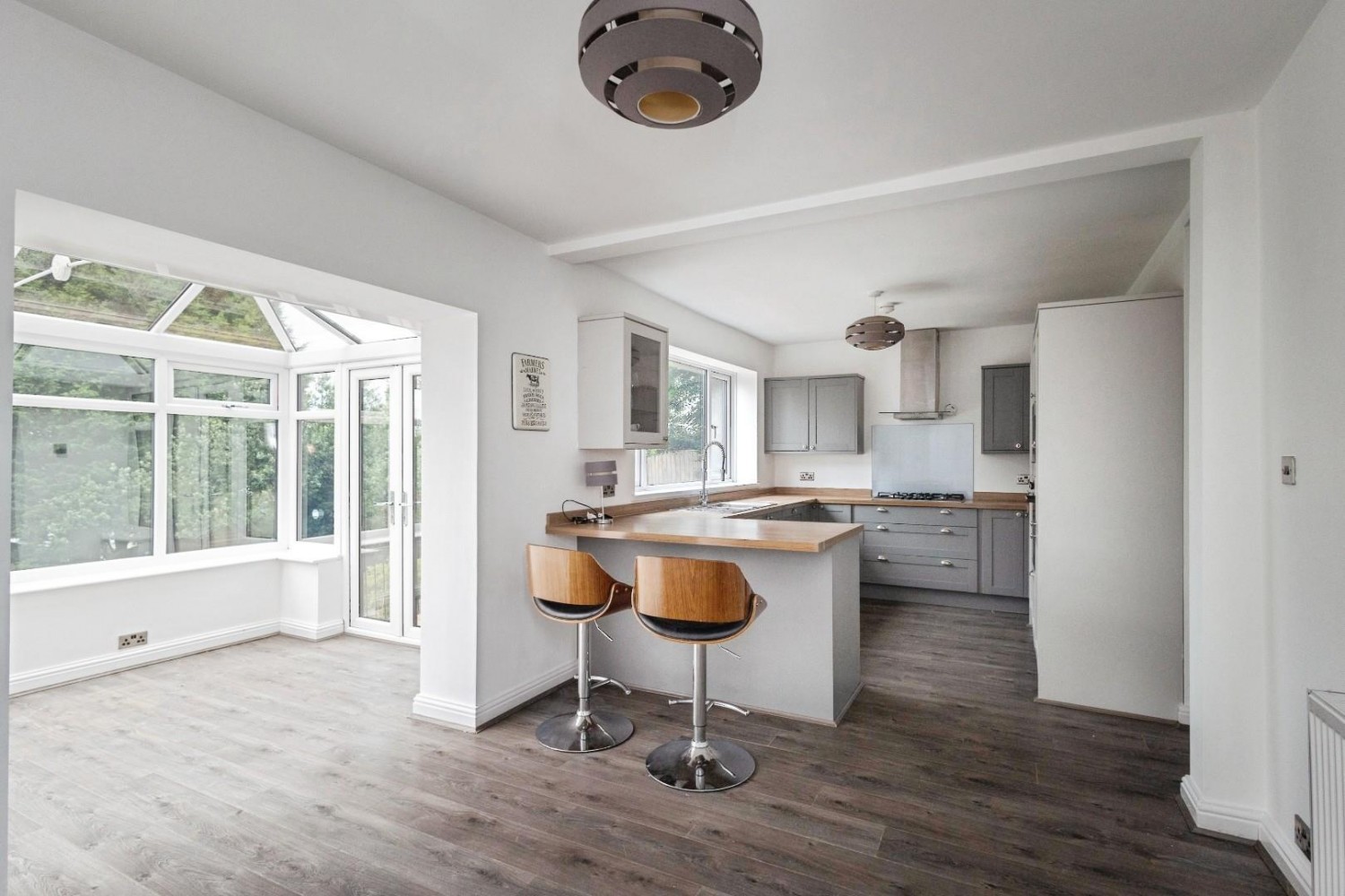 Mottram Old Road, Stalybridge, Cheshire , SK15 2SZ