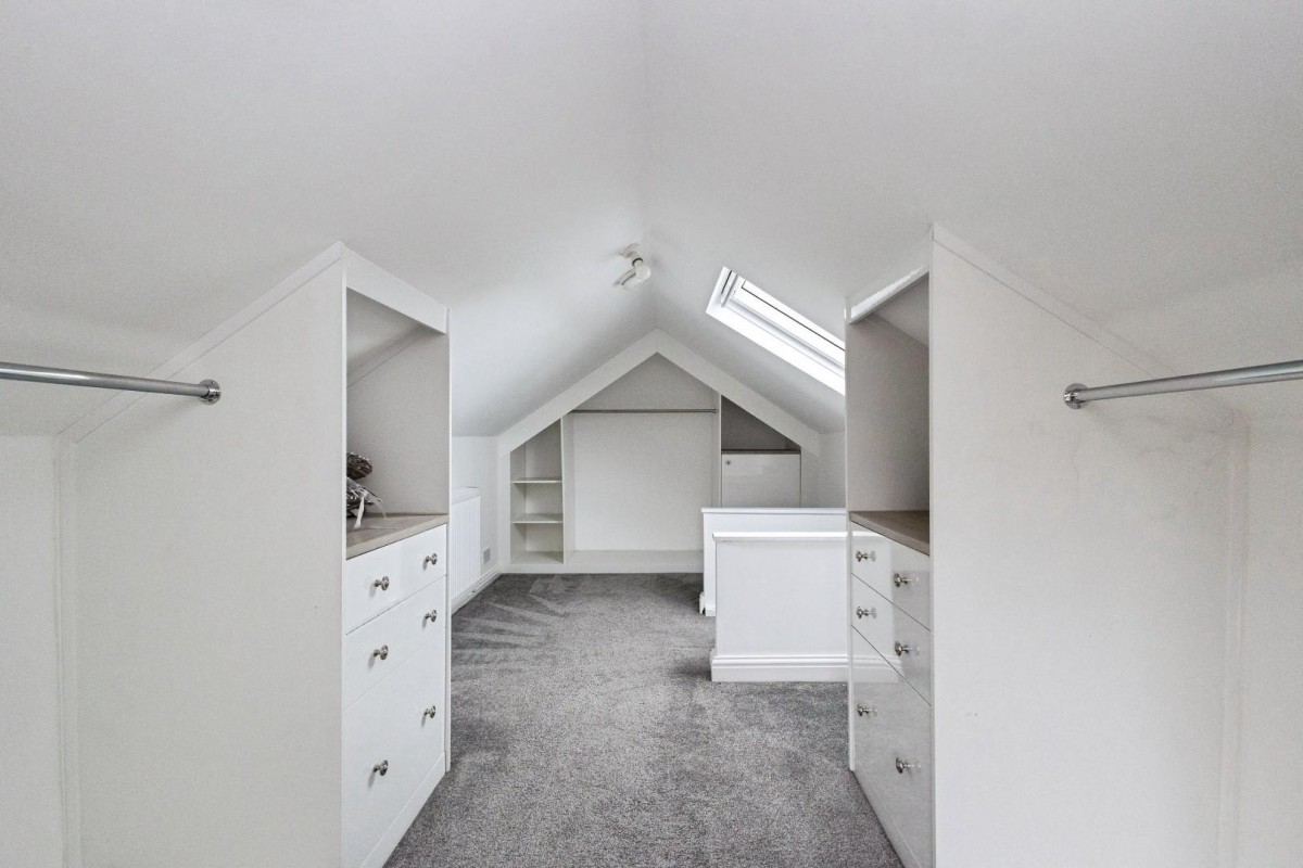 Mottram Old Road, Stalybridge, Cheshire , SK15 2SZ