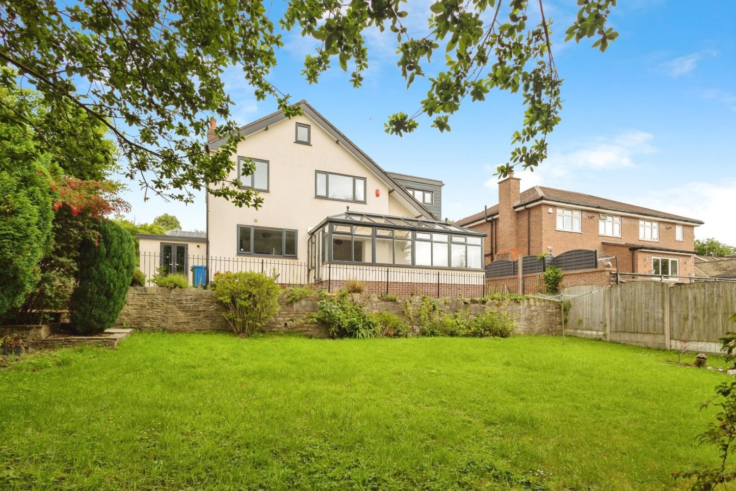 Mottram Old Road, Stalybridge, Cheshire , SK15 2SZ