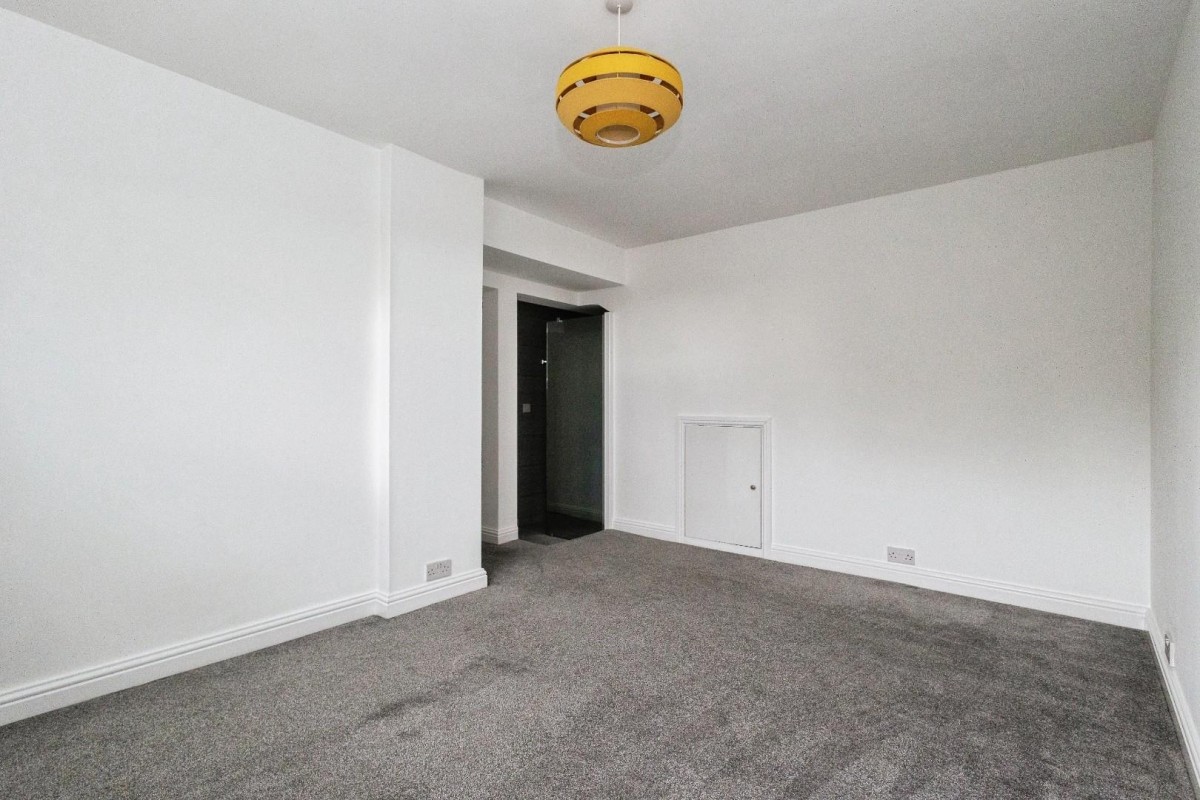 Mottram Old Road, Stalybridge, Cheshire , SK15 2SZ