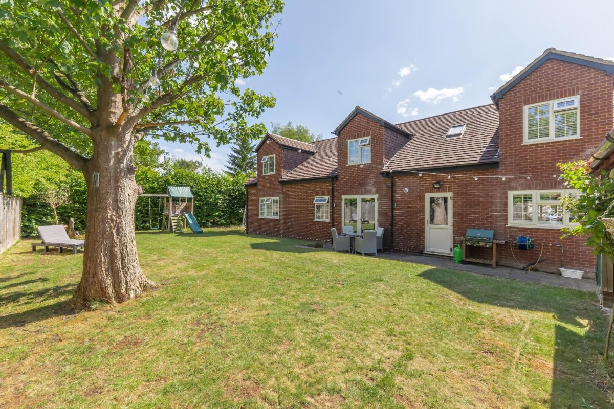 Green End Street, Aston Clinton